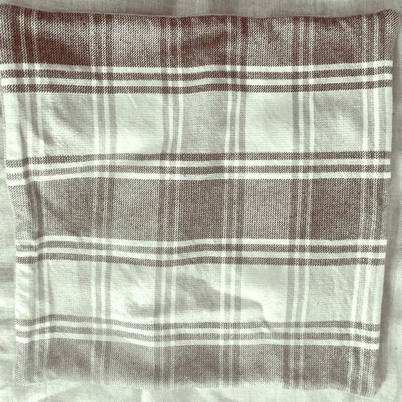 Marge Carson Pillow Covers - Picture 1 of 2